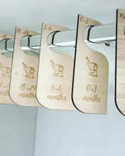 Load image into Gallery viewer, Baby Clothes Separator