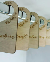 Load image into Gallery viewer, Baby Clothes Separator