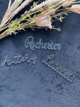 Load image into Gallery viewer, Acrylic Name Place Cards