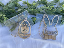 Load image into Gallery viewer, Hollow gift tag personalised
